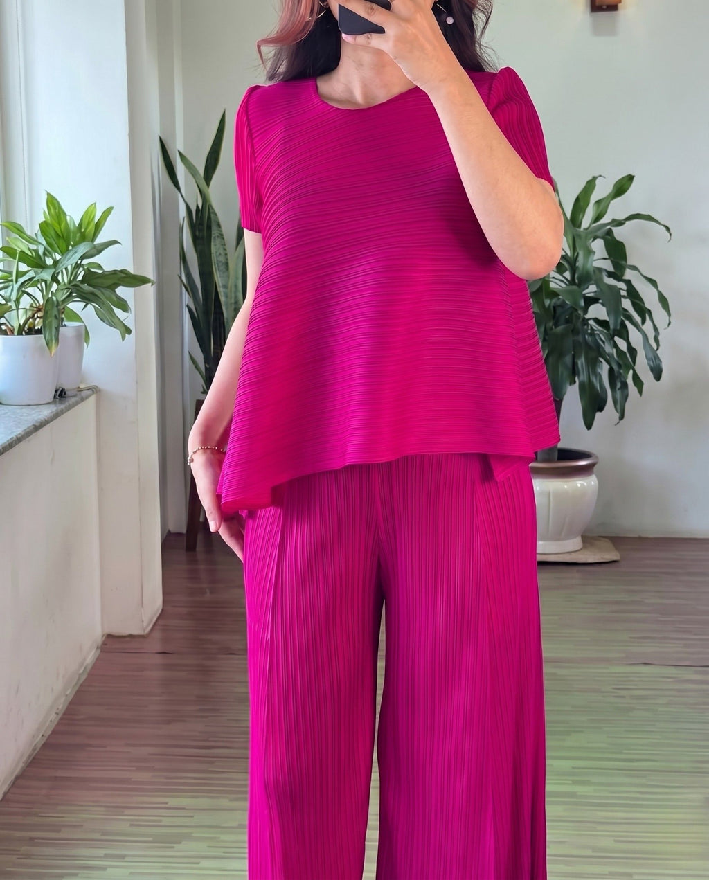 Keen - Bold Fuchsia Pleated Co Ord Set With Pants
