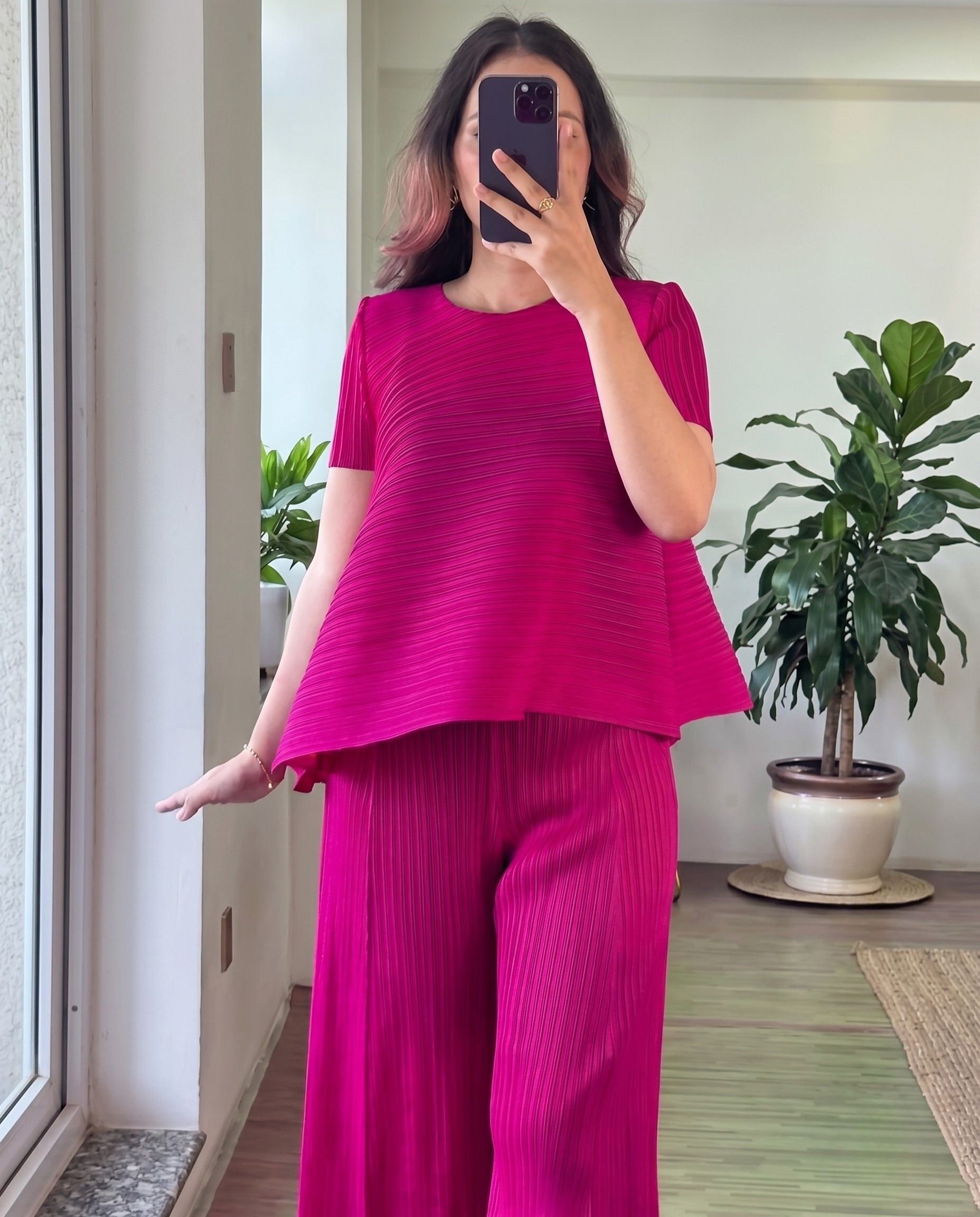Keen - Bold Fuchsia Pleated Co Ord Set With Pants